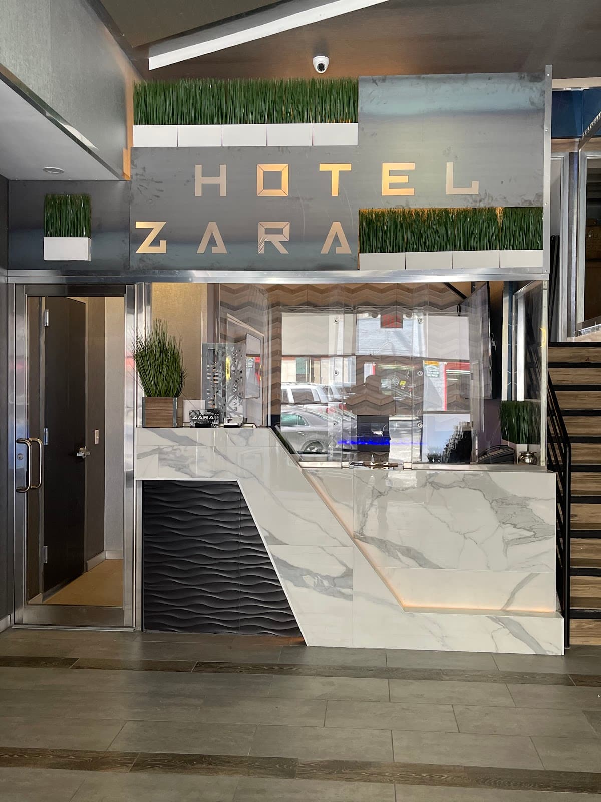 Zara Hotel, Hotel in Morris Heights