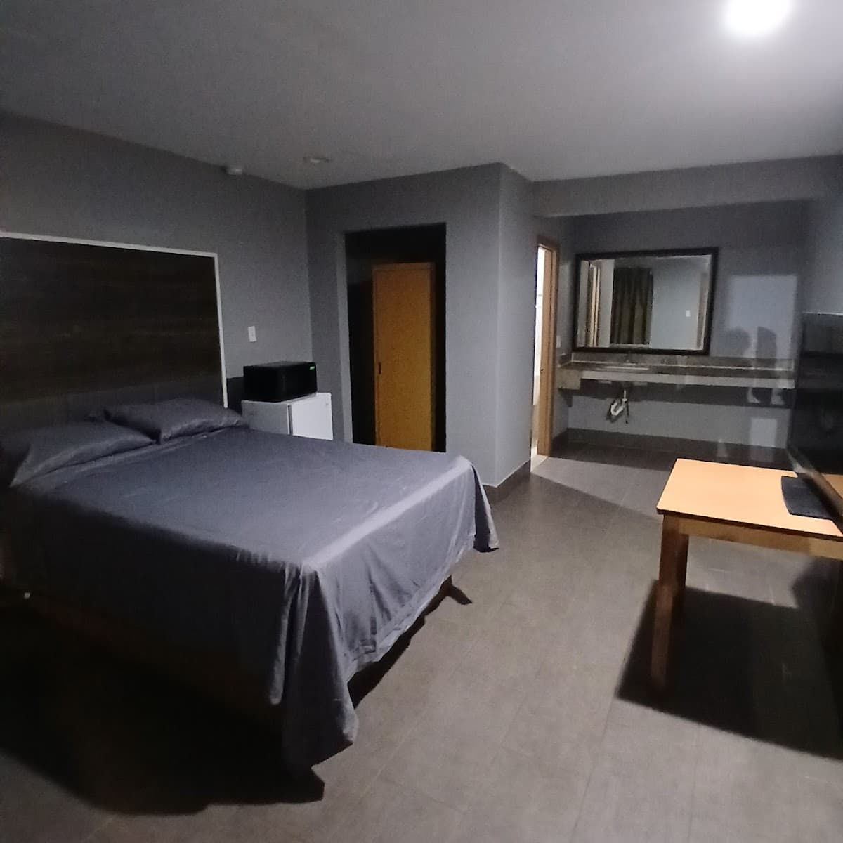 Modo Inn, Hotel in Cloverleaf