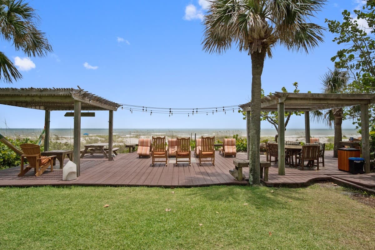 Beach Place Guesthouses, Hotel in Cocoa Beach