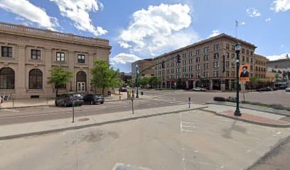 Sun spring motel by star bucks, Hotel in Colorado Springs
