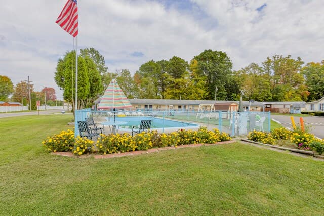 Parkside Motel by OYO Meadville Conneaut Lake, Hotel in Conneaut Lakeshore