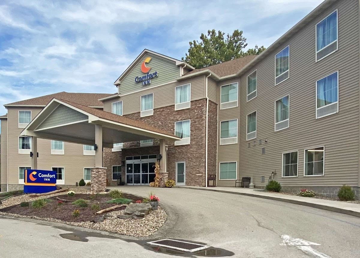 Comfort Inn Connellsville Riverview, Hotel in Connellsville