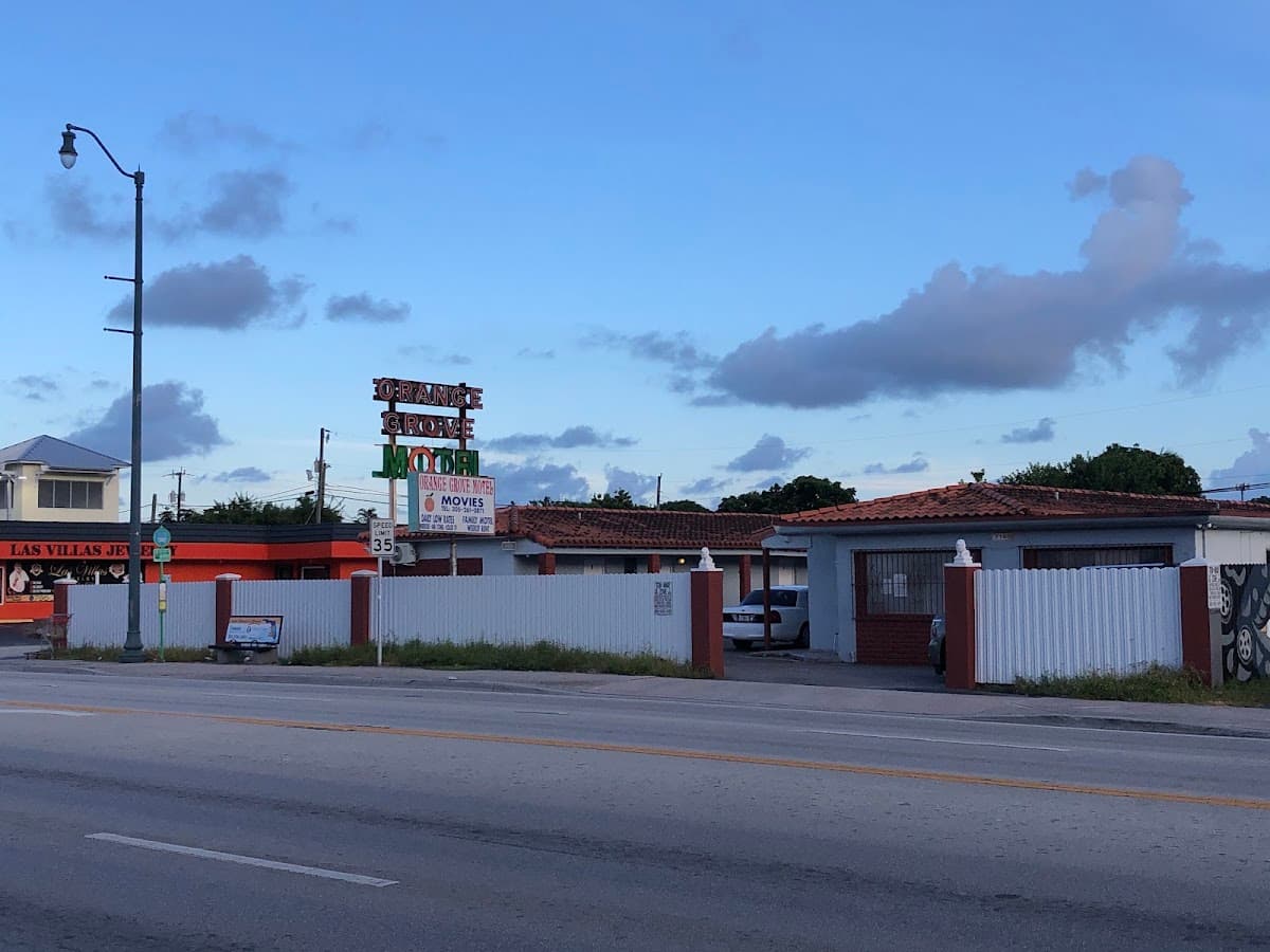 Orange Grove Motel, Motel in Flagami