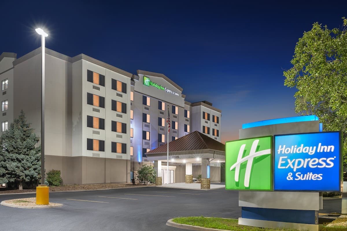 Holiday Inn Express & Suites Coralville by IHG, Hotel in Coralville