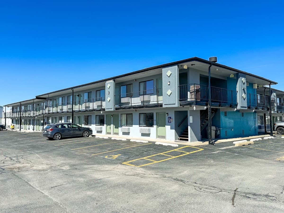 Super 7 Motel, Motel in Coralville