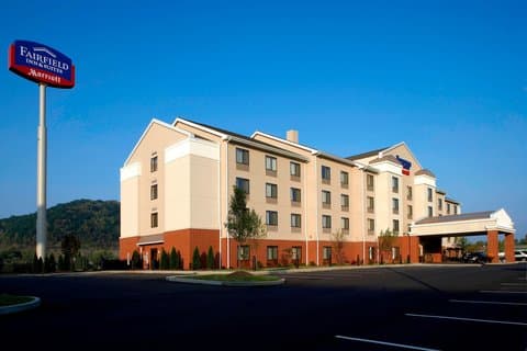 Fairfield by Marriott Inn & Suites Pittsburgh Neville Island, Hotel in Coraopolis