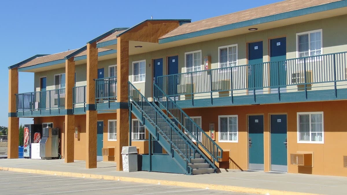 Corcoran Country Inn, Hotel in Corcoran