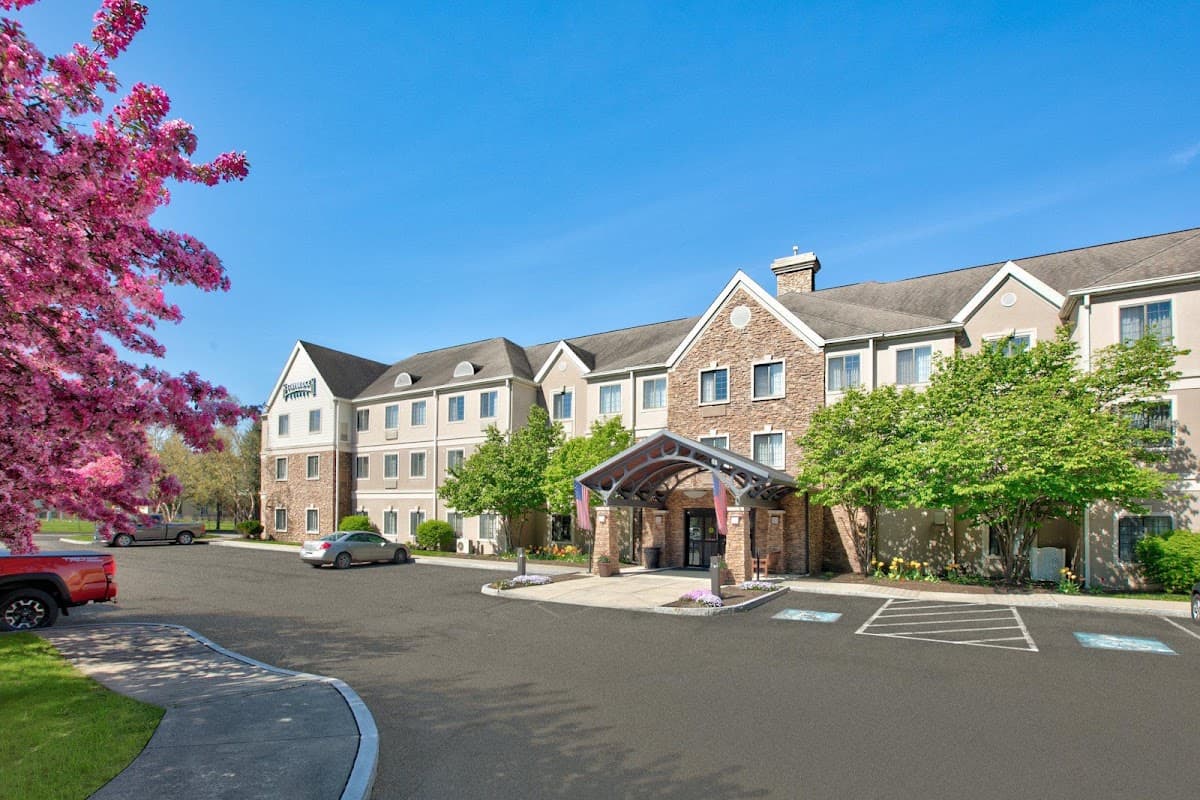 Staybridge Suites Corning by IHG, Aparthotel in Corning