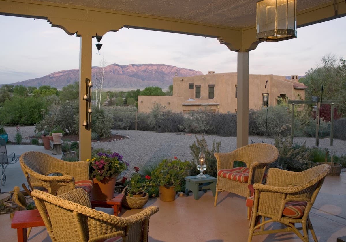Chocolate Turtle, Bed & Breakfast in Rio Rancho