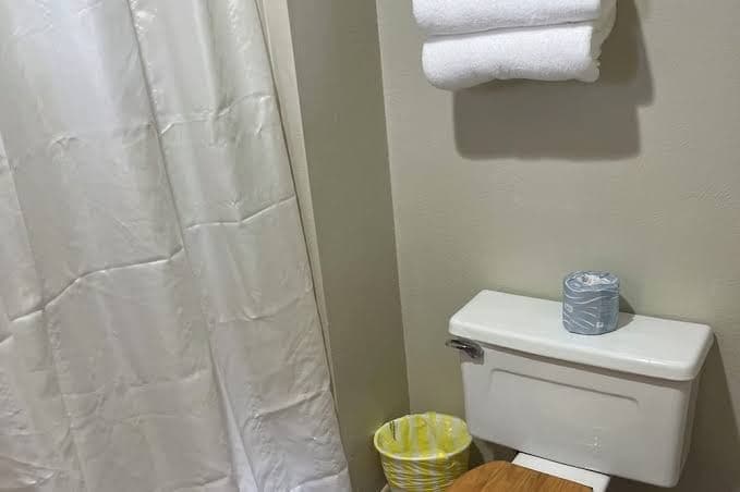 Sleeping Ute Mountain Motel - Queen Room with Two Queen Beds, Motel in Cortez