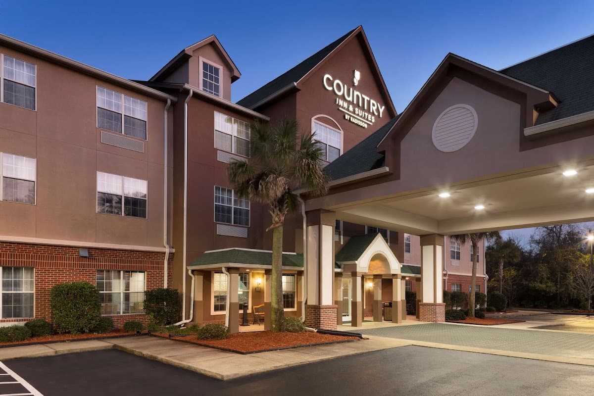 Country Inn & Suites by Radisson, Brunswick I-95, GA, Hotel in Country Club Estates