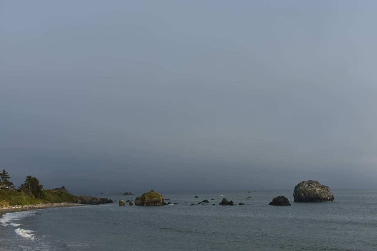 Castle Island Getaway Vacation Rental, Holiday Home in Crescent City
