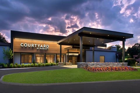 Courtyard by Marriott Poughkeepsie, Hotel in Spackenkill