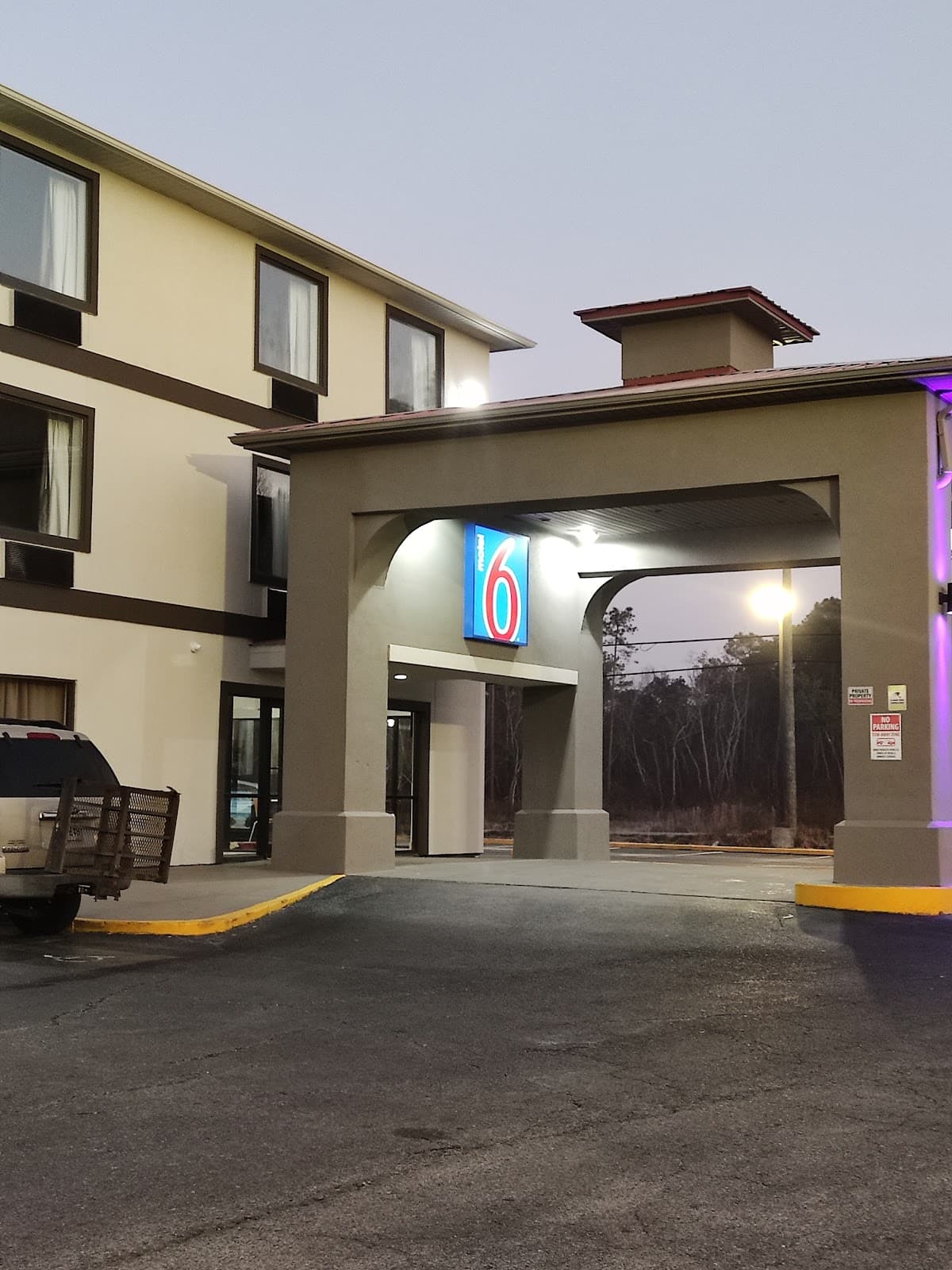 Motel 6 Biloxi, MS - Ocean Springs, Hotel in Saint Martin