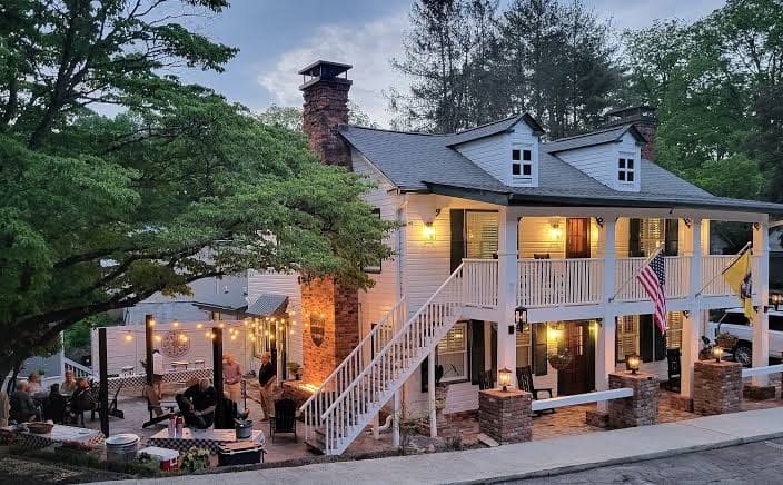 Dahlonega Inn On Main, Hotel in Dahlonega