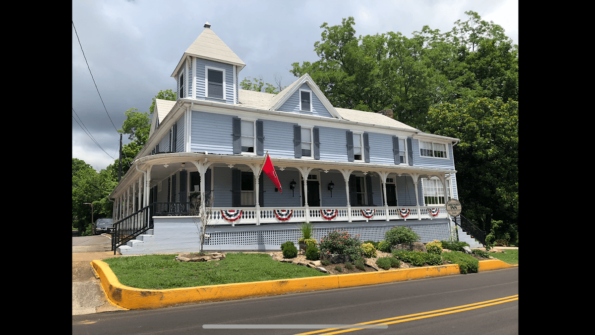 Shepard Inn, Bed & Breakfast in Dandridge
