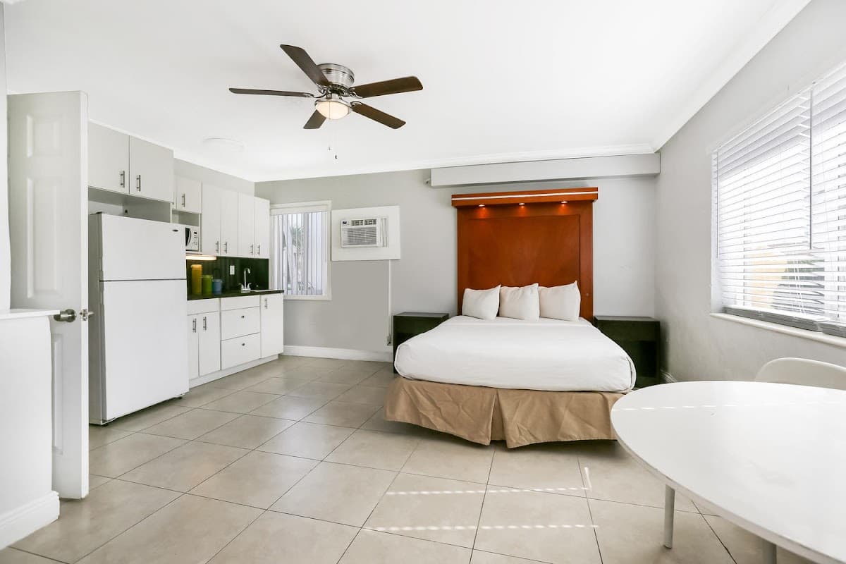 The Flamingo Hollywood Beach Hotels, Hotel in Dania Beach