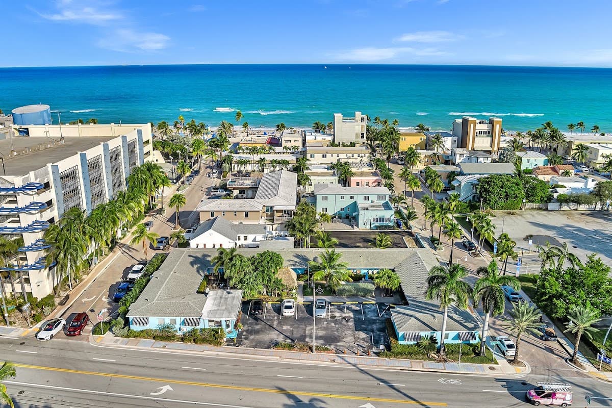 The Caroline, Hotel in Dania Beach