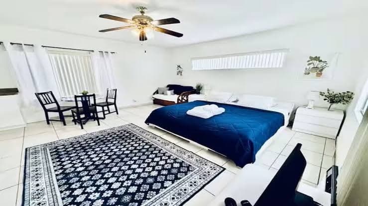 Beach Tide Motel - 5 Studio 1 King bed, Motel in Dania Beach