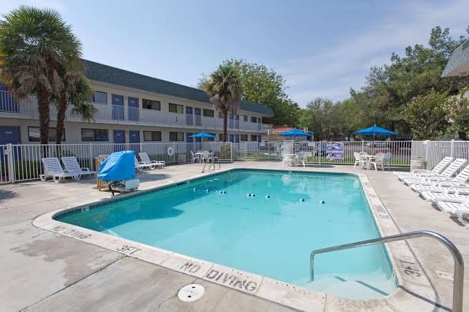 Hi - Wheel Flats, CA - Sacramento Area, Hotel in Davis