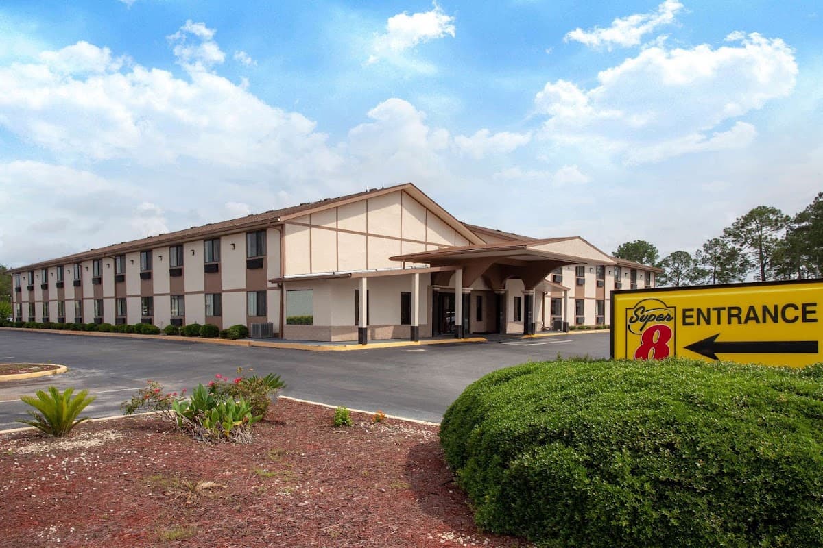 Super 8 by Wyndham Waycross GA, Hotel in Waycross