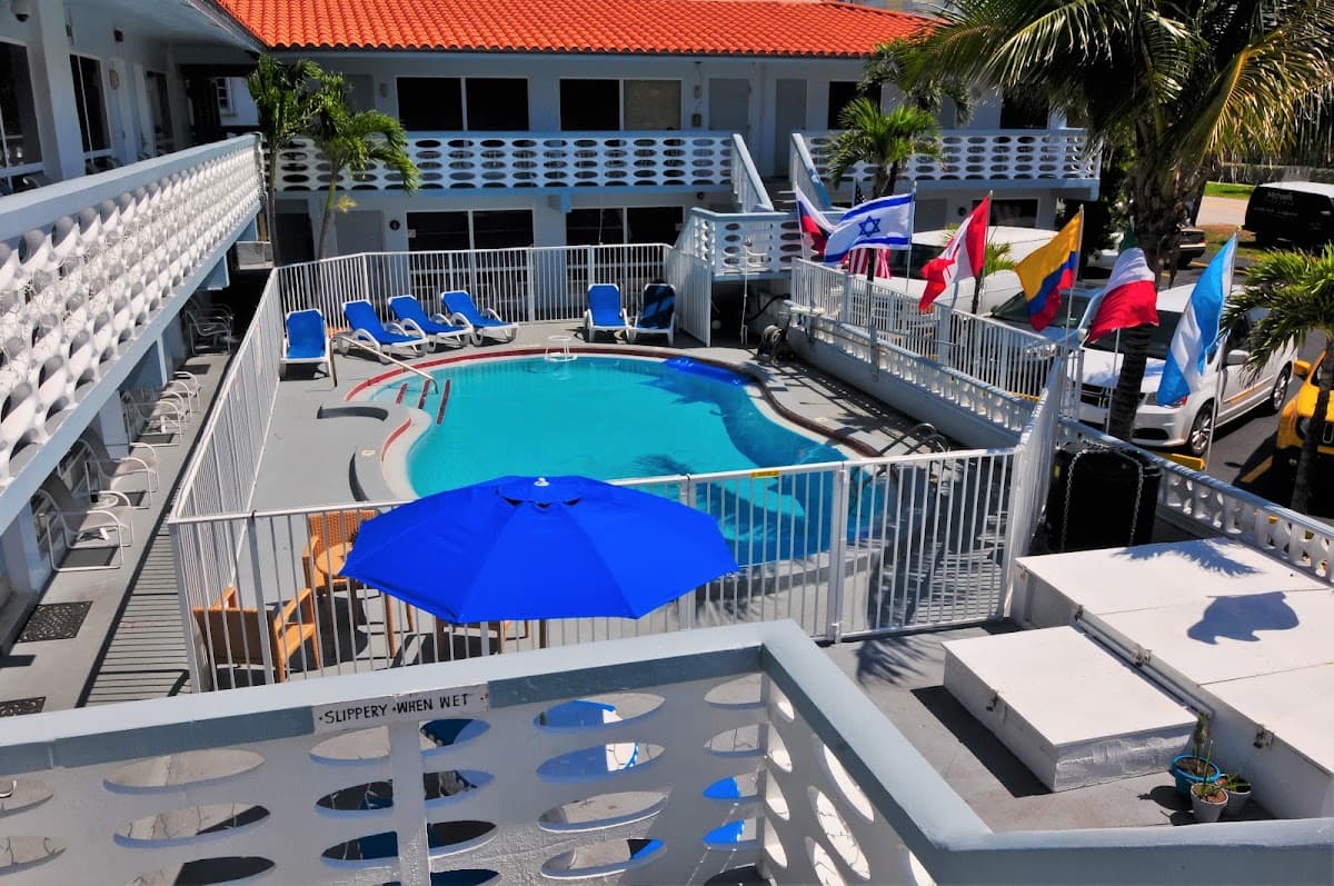 925 Ocean Boutique Hotel, Holiday Home in Hillsboro Beach