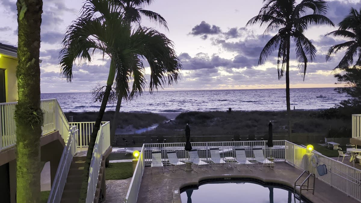Emerald Seas Beach Club, Resort in Deerfield Beach