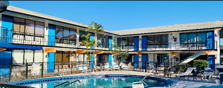 Oceans 735, Hotel in Hillsboro Beach