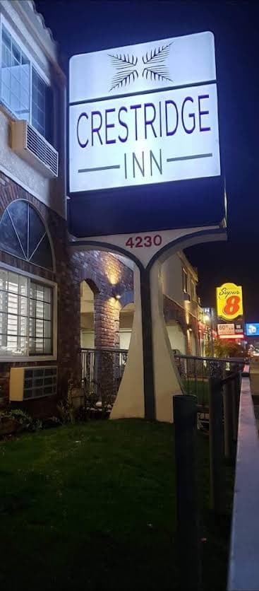CRESTRIDGE INN, Hotel in Lennox