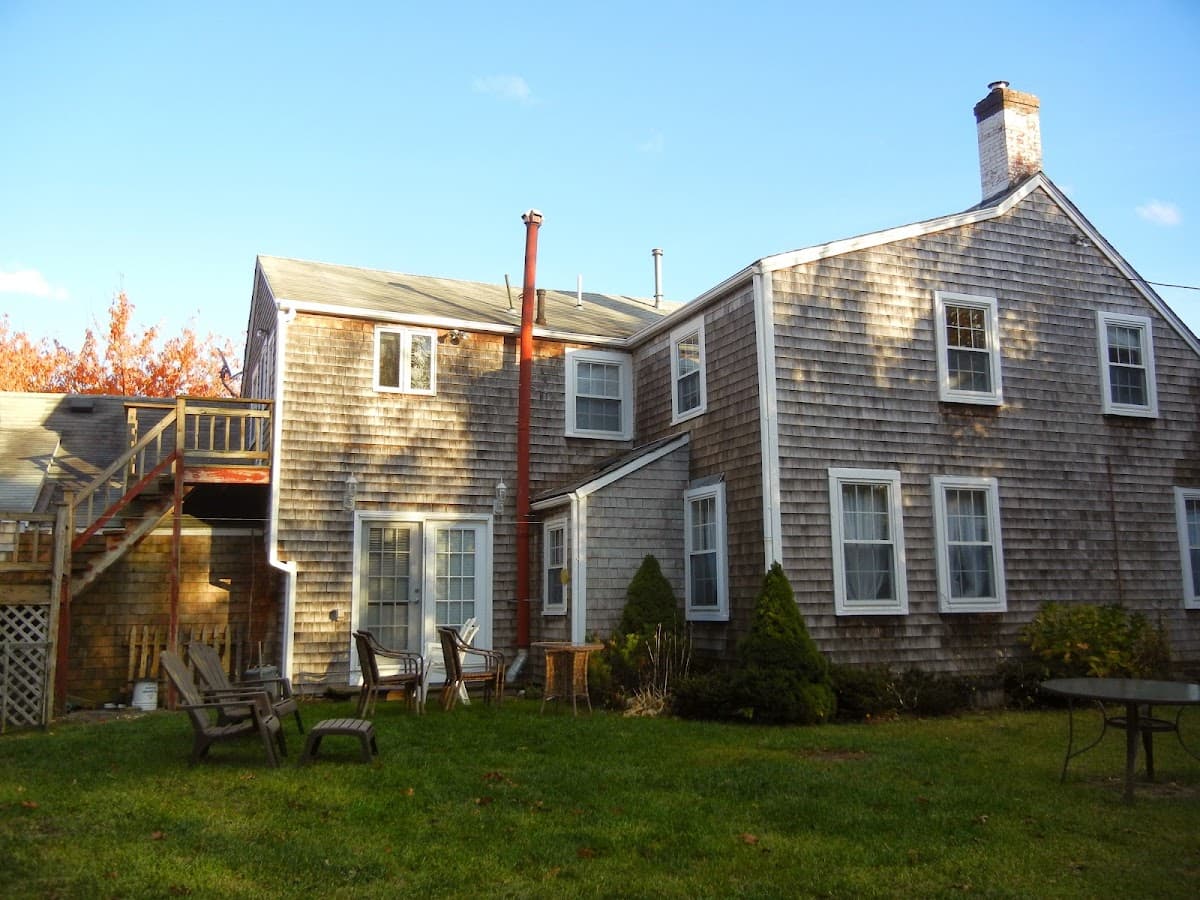 Barnaby Inn, Bed & Breakfast in Dennis Port
