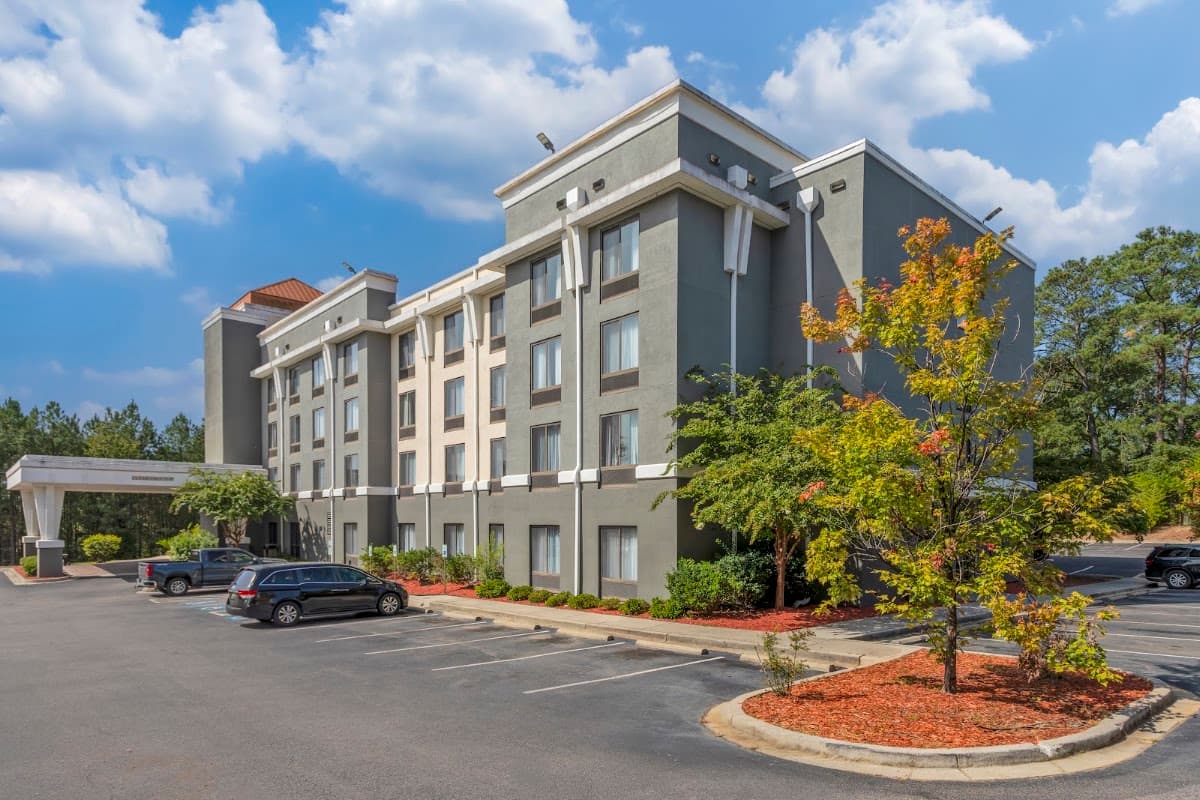 Comfort Suites Columbia Northeast - Fort Jackson, Hotel in Dentsville