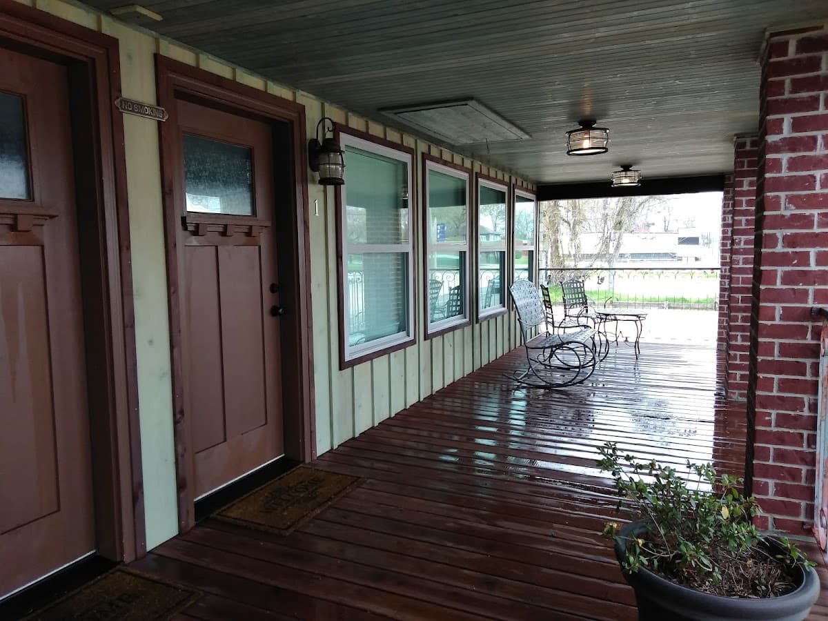 iola's Home Away Extended Stay, Aparthotel in DeRidder