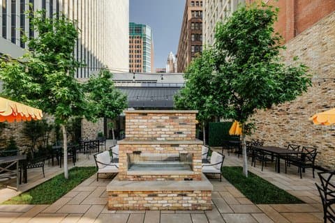 Surety Hotel, Autograph Collection, Hotel in Des Moines