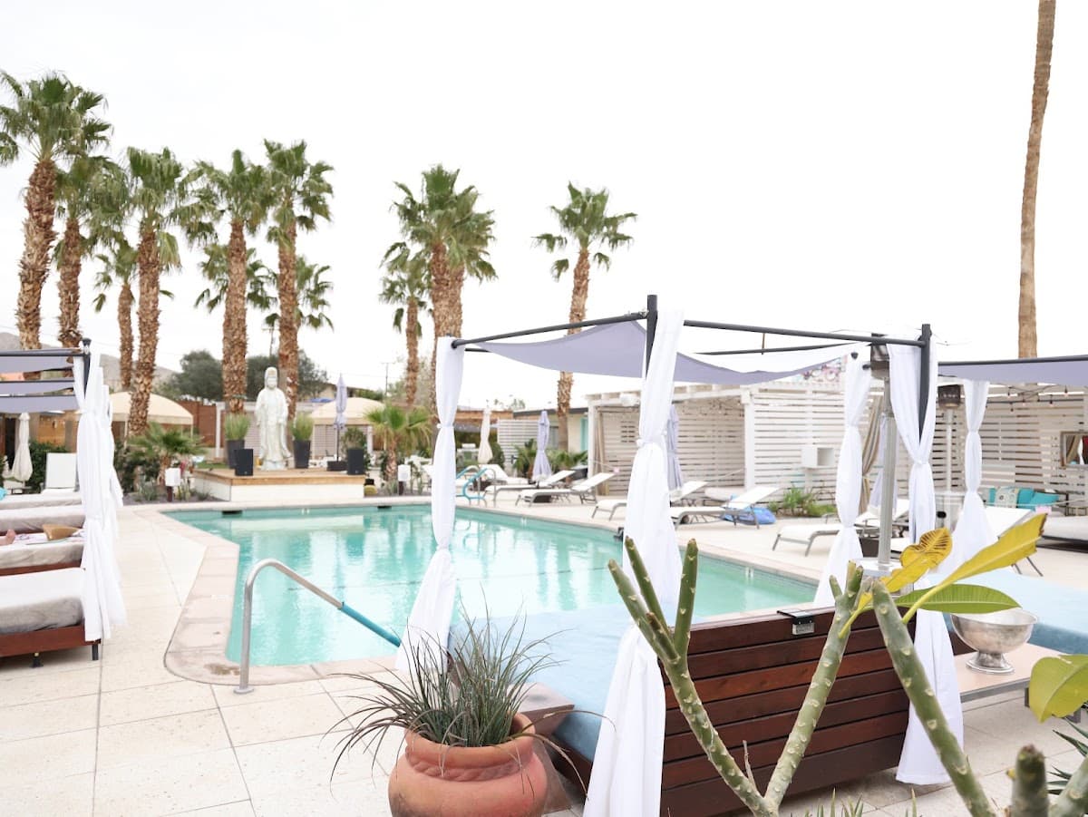 Hotel 02 | The o Spa + Resort, Resort in Desert Hot Springs