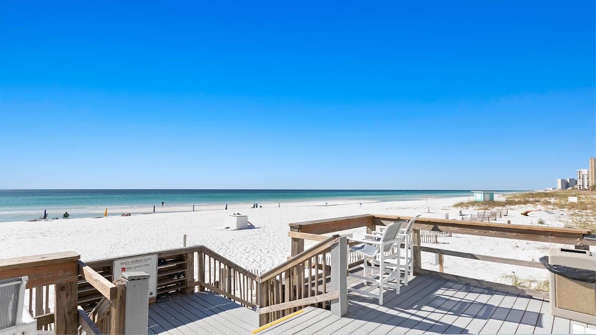 SunDestin Beach Resort by Scenic Stays, Resort in Destin