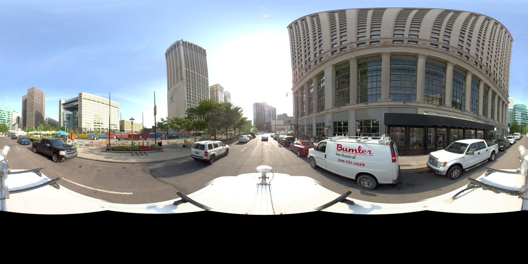 Street view near SLV, Detroit — © codgis (CC BY-SA · Mapillary)