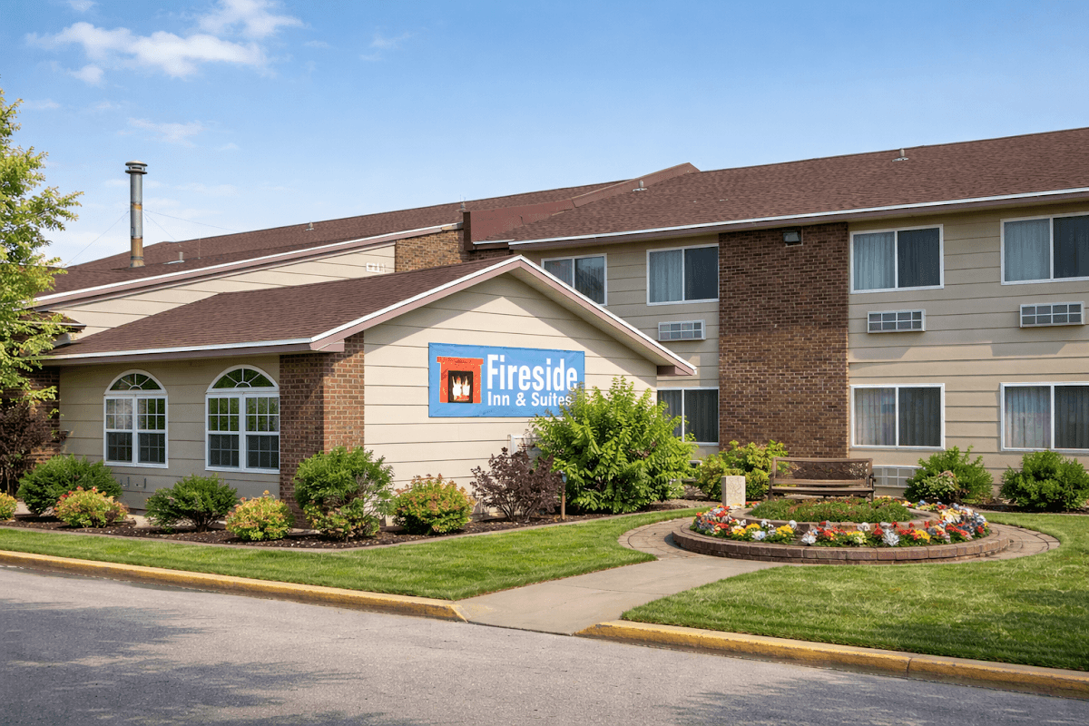 Fireside Inn & Suites, Hotel in Devils Lake