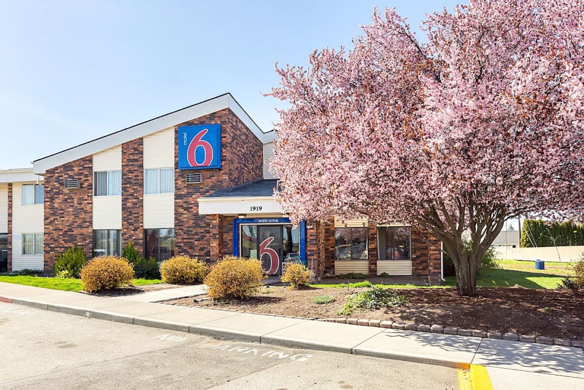 Motel 6 Spokane, WA - East, Hotel in Millwood