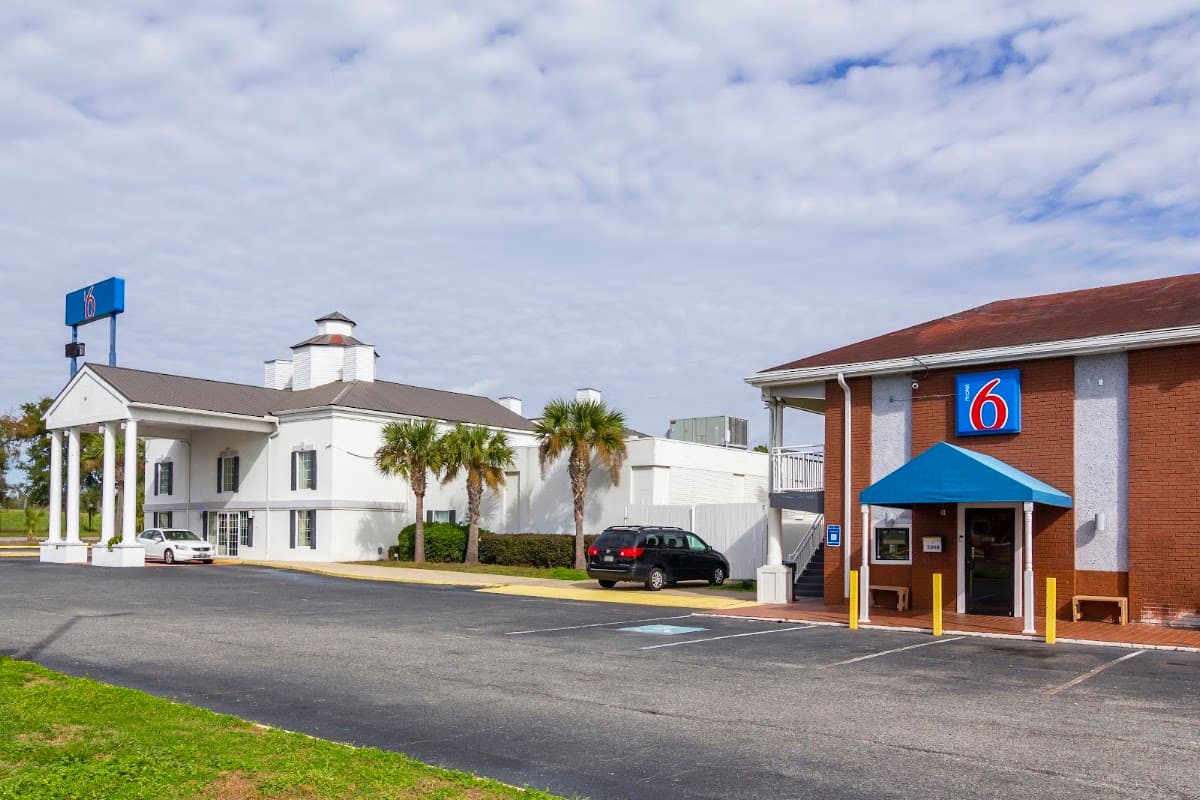 Motel 6 Brunswick, GA, Hotel in Dock Junction