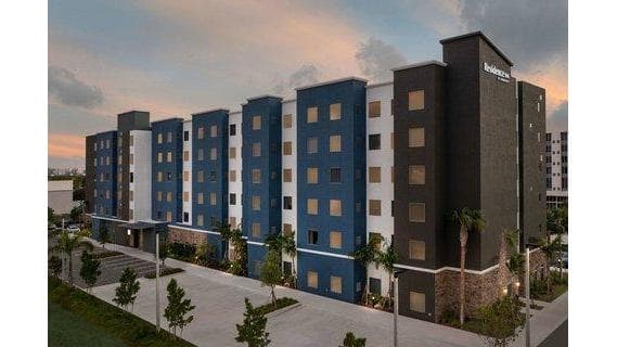 Residence Inn by Marriott Doral Mall Area, Hotel in Fountainebleau