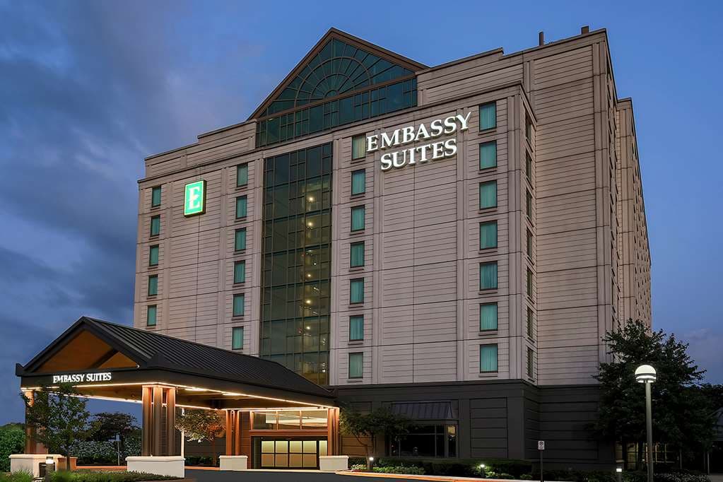 Embassy Suites by Hilton Chicago Lombard Oak Brook, Hotel in Oakbrook Terrace