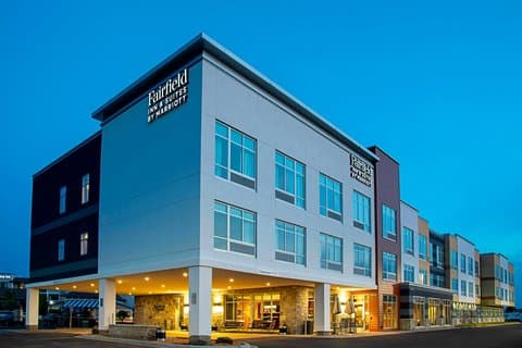 Fairfield by Marriott Inn & Suites Duluth Waterfront, Hotel in Duluth