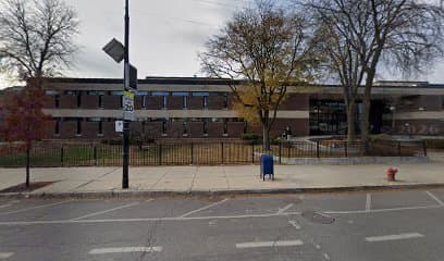 Hoteles, Hotel in East Garfield Park