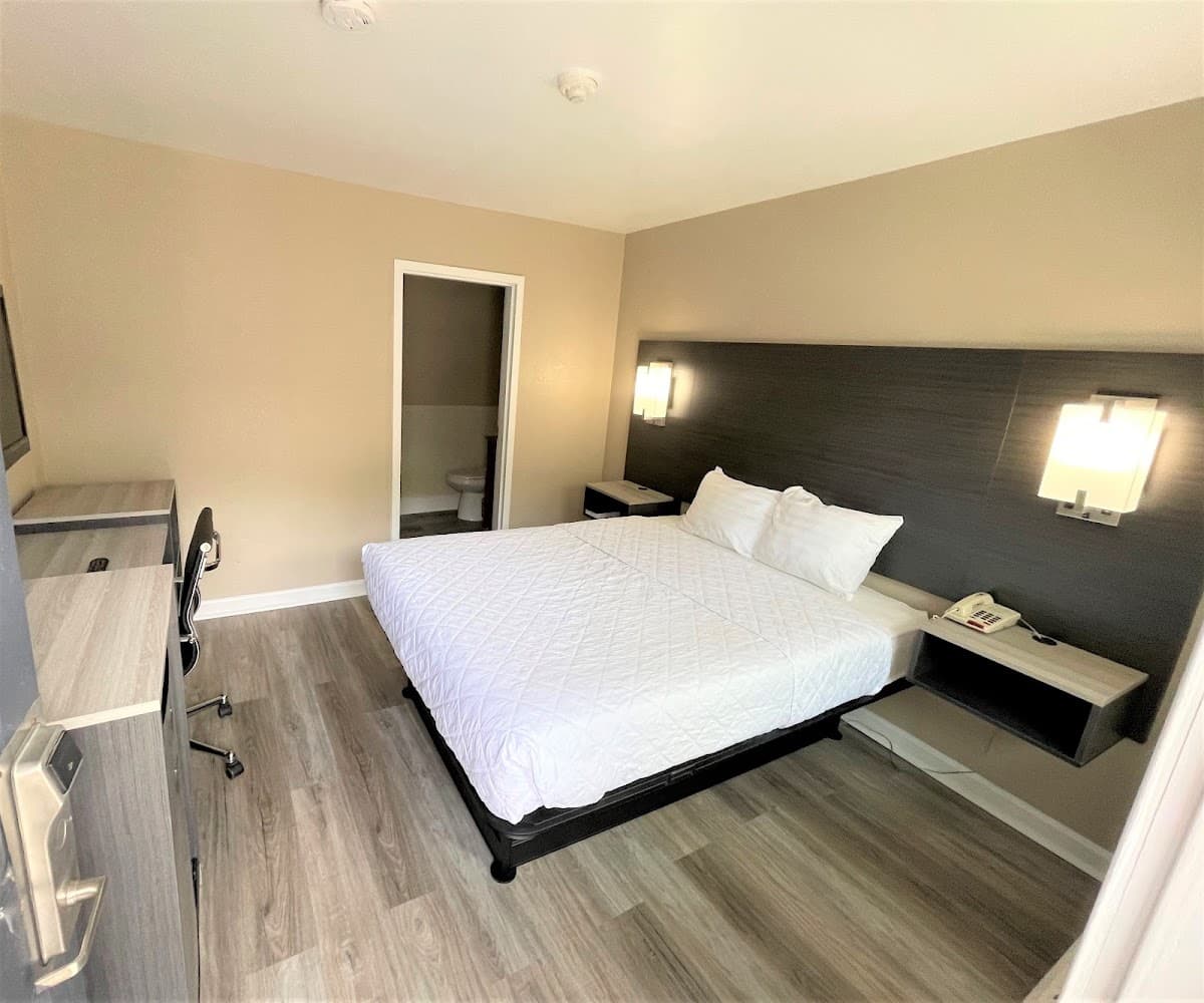 Shangri-La Motel, Motel in Seekonk