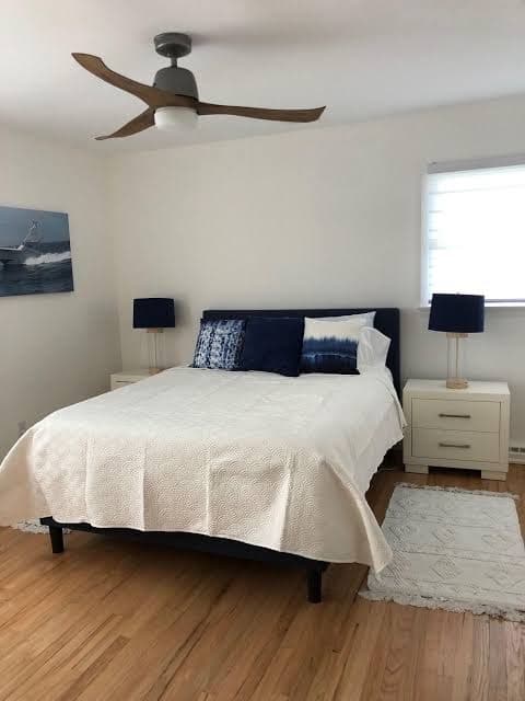 Hamptons Waterfront Relaxing Retreat, Hotel in East Quogue