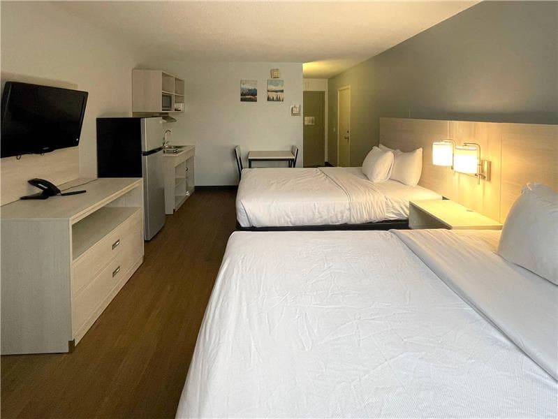 Suburban Studios East Syracuse Carrier Circle, Aparthotel in East Syracuse