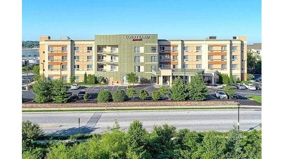 Courtyard by Marriott York, Hotel in East York