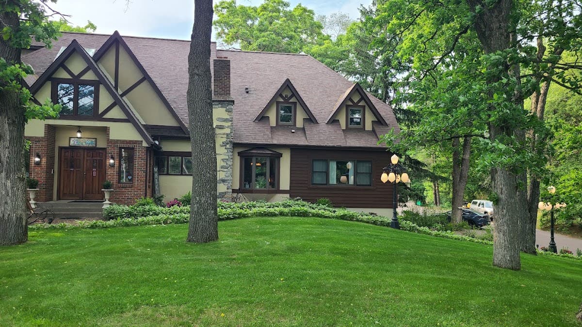 Otter Creek Inn Eau Claire Altoona, Bed & Breakfast in Eau Claire