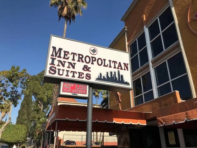 Metropolitan Inn & Suites, Hotel in Koreatown