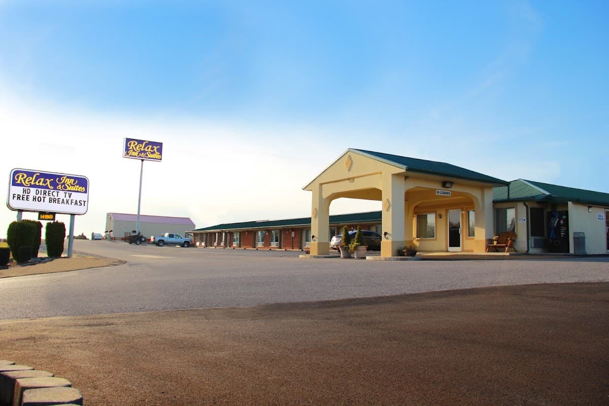 Relax Inn & Suites of Kuttawa, Hotel in Eddyville